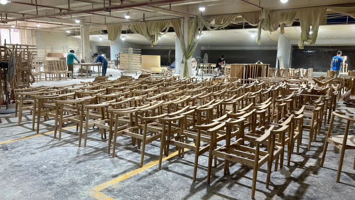 commmercial furniture factory (2)