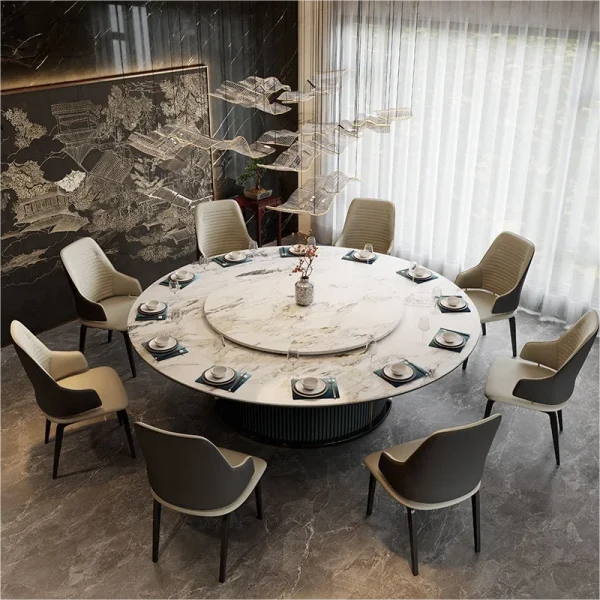 Hotel Round Table