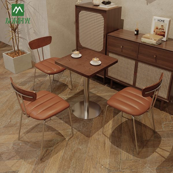 Commercial-grade Brown Cafe Table and Chair Set – High-quality Solid Wood Table and Metal Chairs