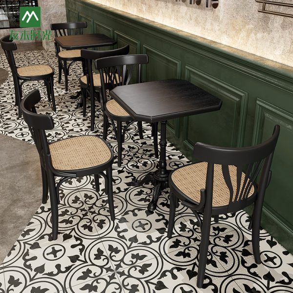 Classic and Retro-style Coffee Shop Table and Chair Sets Wholesale