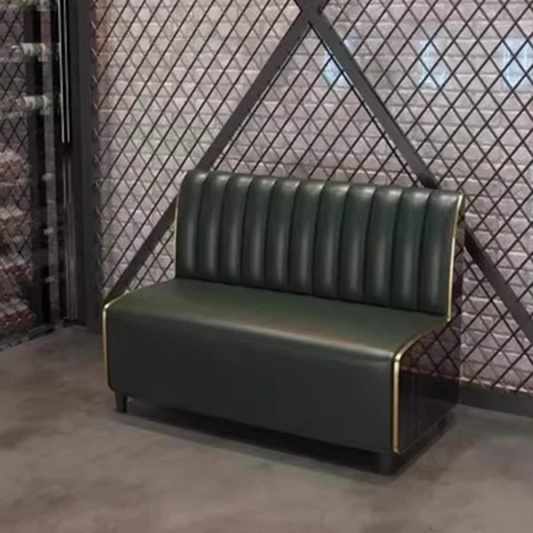 Wholesale Retro Industrial Style Bar and Pub Furniture – Highly Comfortable Pub Table and Chair Supply