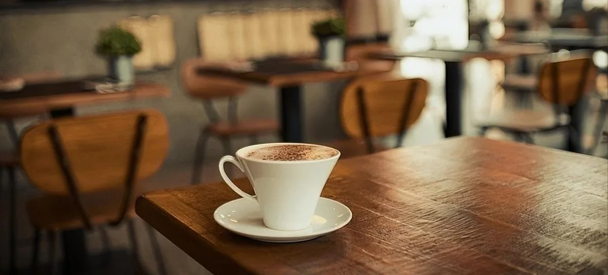 레스토랑 테이블 상판 재질 고려