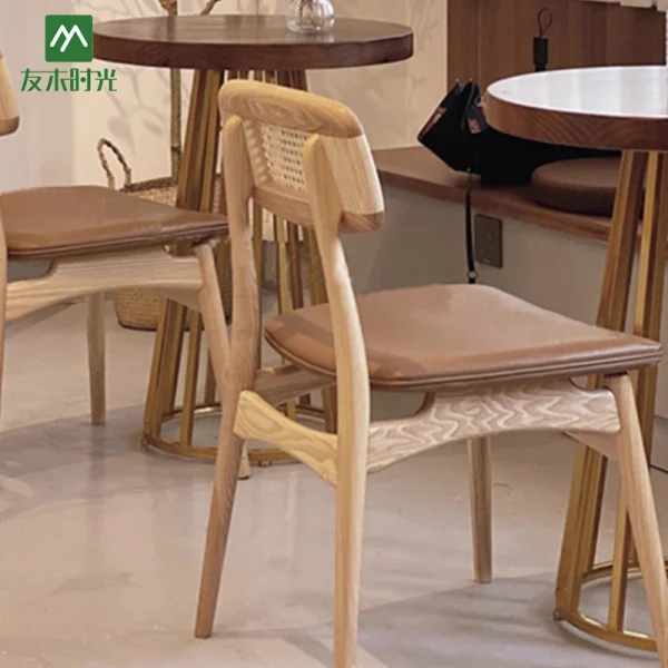 Wholesale Modern and Minimalist Tables and Chairs for Cafes and Restaurants