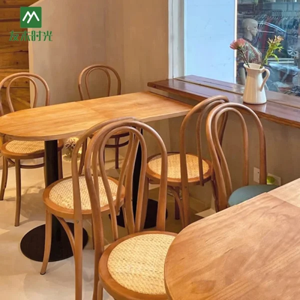 Wholesale Warm-style Cafe Tables and Chairs in Bulk.