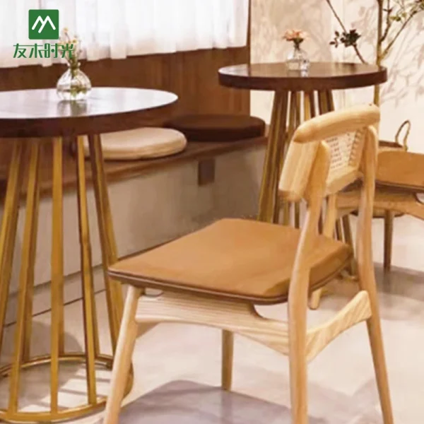 Wholesale Modern and Minimalist Tables and Chairs for Cafes and Restaurants