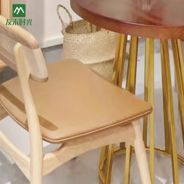Wholesale Modern and Minimalist Tables and Chairs for Cafes and Restaurants