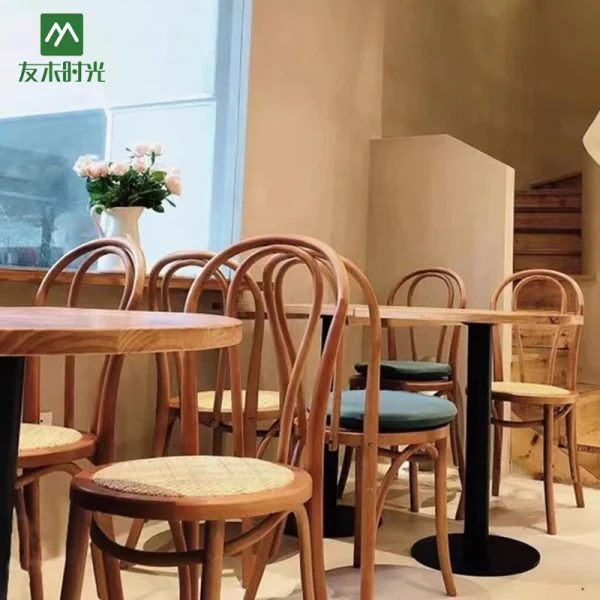 Wholesale Warm-style Cafe Tables and Chairs in Bulk.