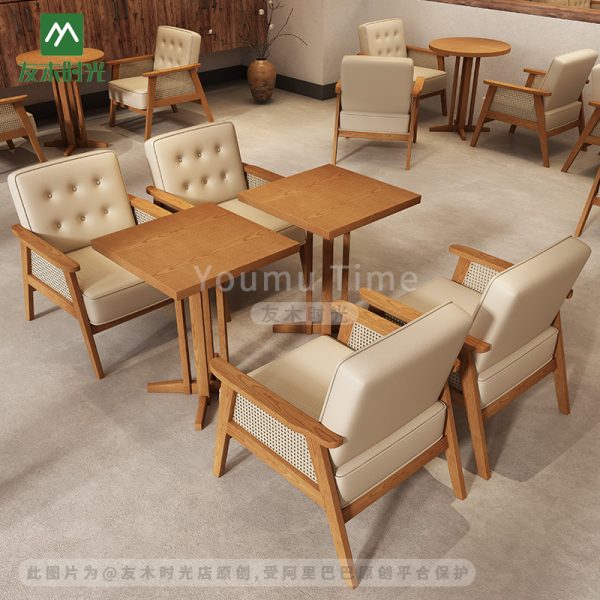 Modern coffee shop solid wood table and chair set, casual negotiation area with woven rattan chairs.
