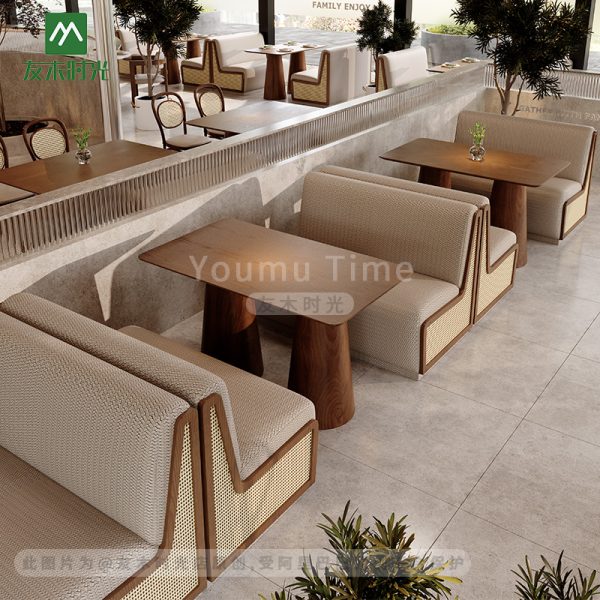 Factory Direct Supply of Luxury Restaurant Furniture Set, Elegant and Comfortable Sofa, Table, and Chair Set for Sale