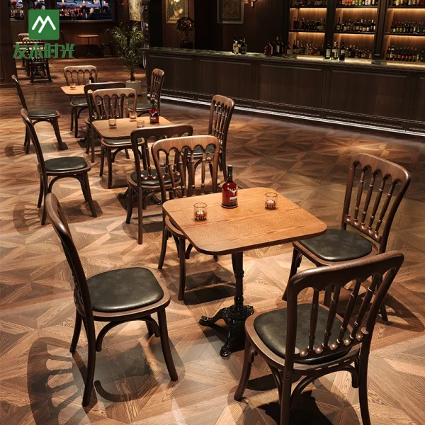 Wholesale Retro-style Solid Wood Furniture for Cafes, Bars, and Pubs, Customization Available