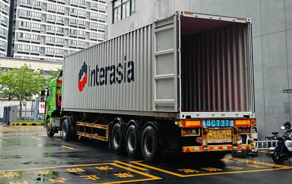 restaurant furniture transportation