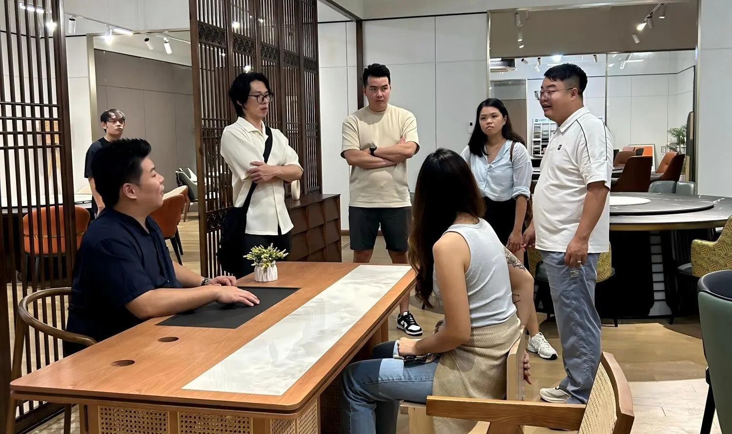 communicate directly with the furniture factory team