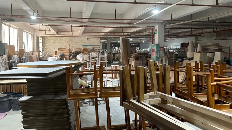 what to look for in a direct restaurant furniture manufacturer