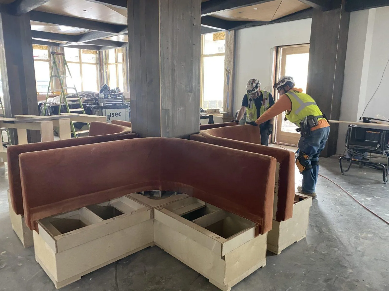 modular restaurant furniture layout