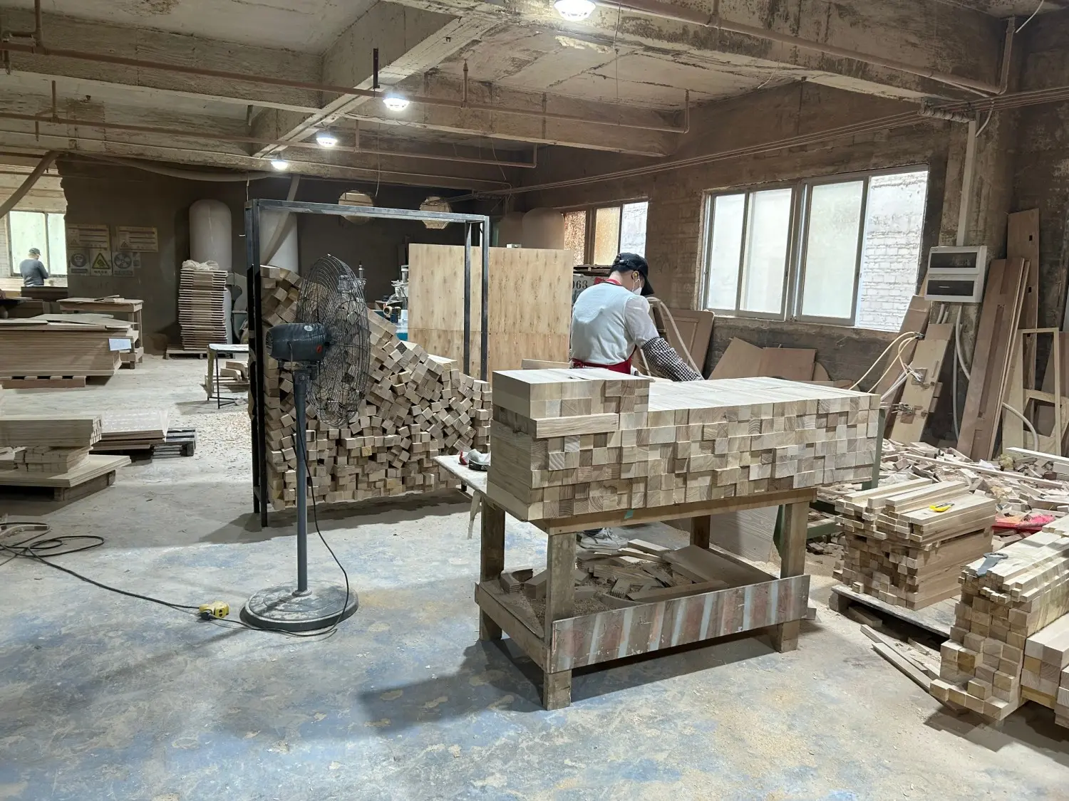solid wood frame cutting and reinforcement