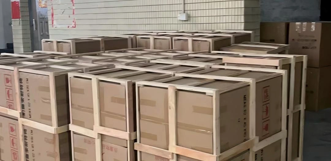 Restaurant Furniture Packaging and Global Delivery
