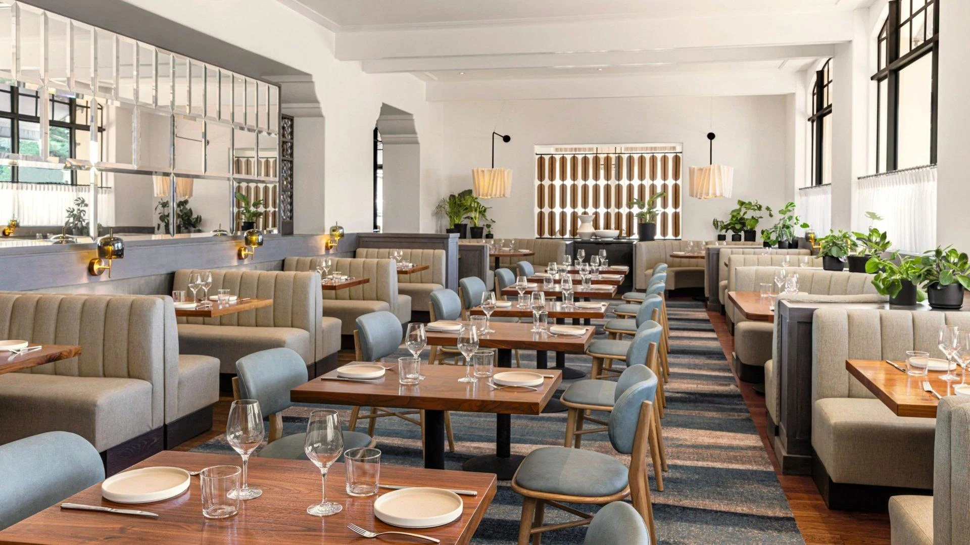Restaurant Space Layout Design and Furniture Planning