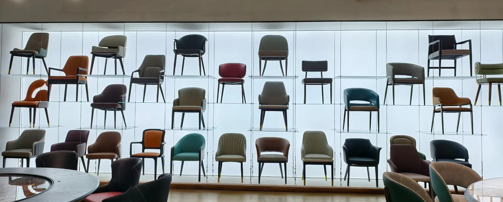 showroom of Youmu Shiguang restaurant furniture manufacturer in China